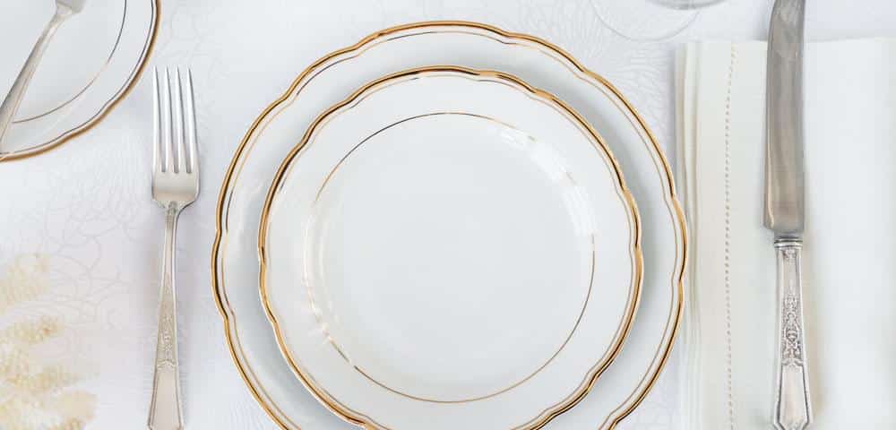 How to Store Fine China Image