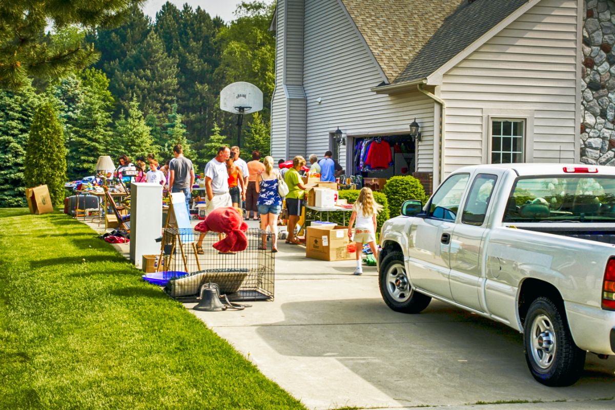 Garage Sale Storage: What To Sell and What Not To Sell At A Garage Sale (and Store It Instead) Image